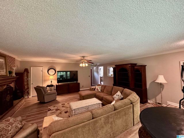 1371 SMOKERISE TRAIL, Warrior, AL 35180