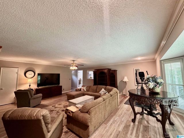 1371 SMOKERISE TRAIL, Warrior, AL 35180