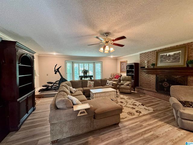 1371 SMOKERISE TRAIL, Warrior, AL 35180