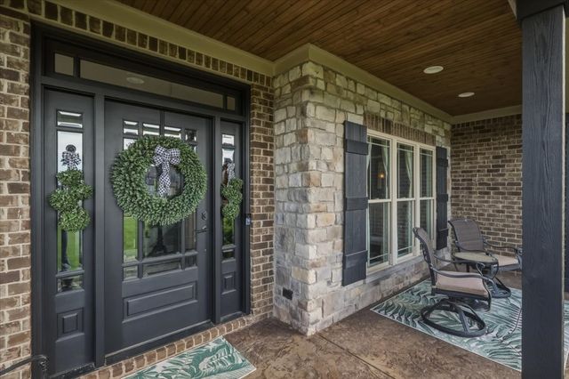 82 Pikes Peak Way, Bowling Green, KY 42104