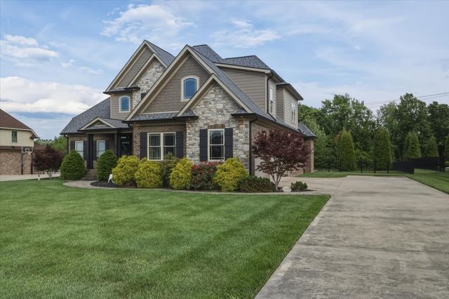 82 Pikes Peak Way, Bowling Green, KY 42104