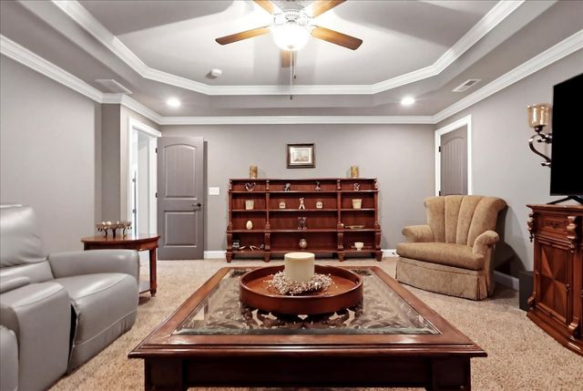 82 Pikes Peak Way, Bowling Green, KY 42104