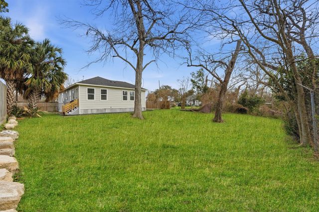 5715 Enid Street, Houston, TX 77009