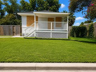 5715 Enid Street, Houston, TX 77009