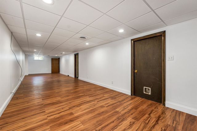 19 Suzanne Drive, Portsmouth, NH 03801