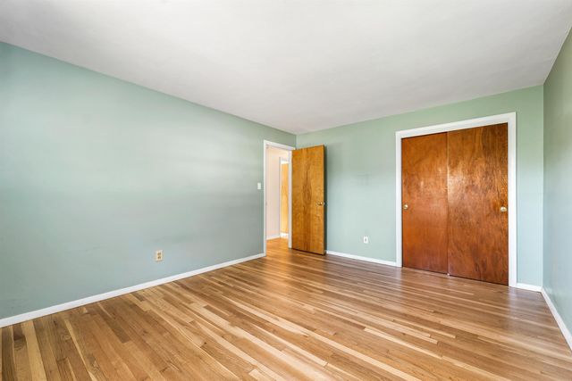 19 Suzanne Drive, Portsmouth, NH 03801