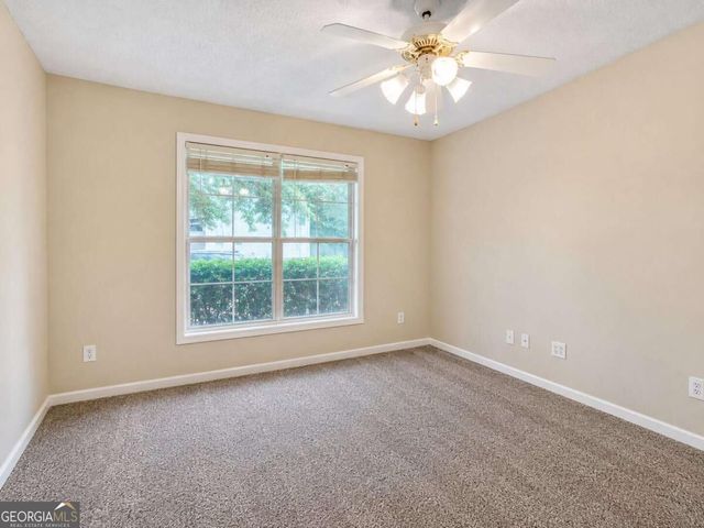 3418 Washington Cmns, Kennesaw, GA 30144