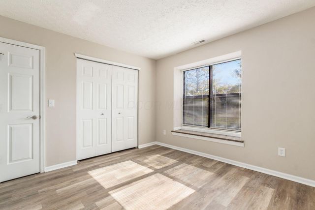 2727 Greystone Drive, A, Columbus, OH 43220