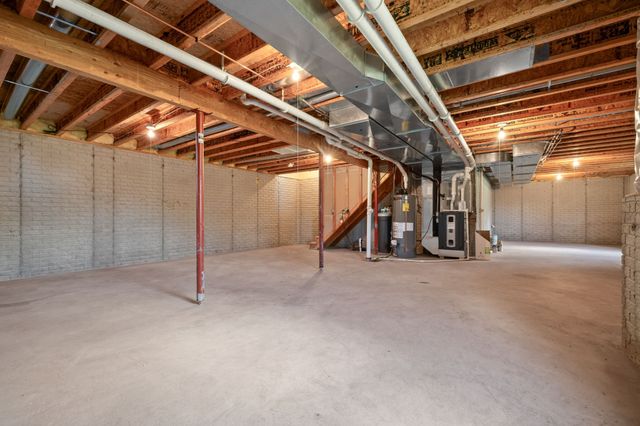402 NW 27th Street, Ankeny, IA 50023