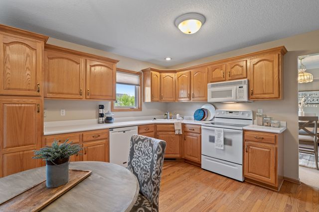 402 NW 27th Street, Ankeny, IA 50023