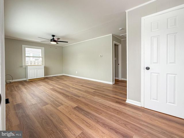 17 GENE AVE, New Castle, DE 19720