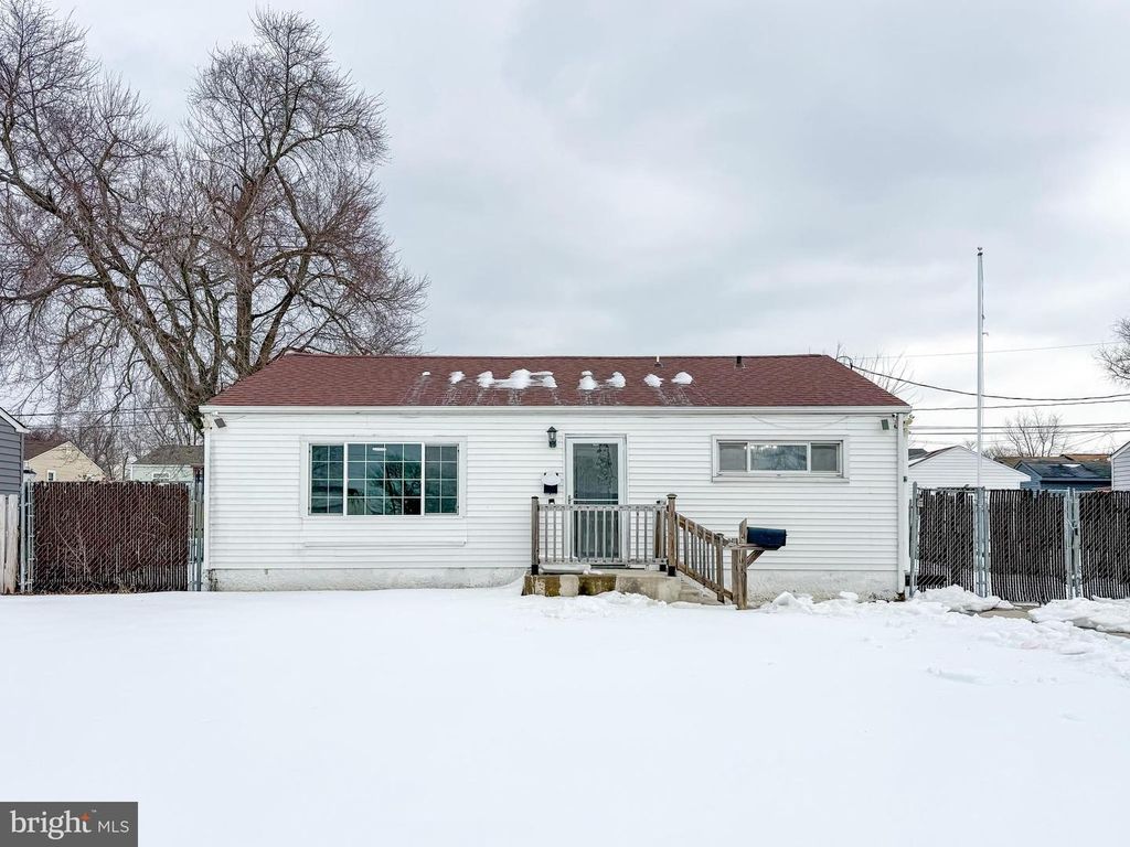 17 GENE AVE, New Castle, DE 19720