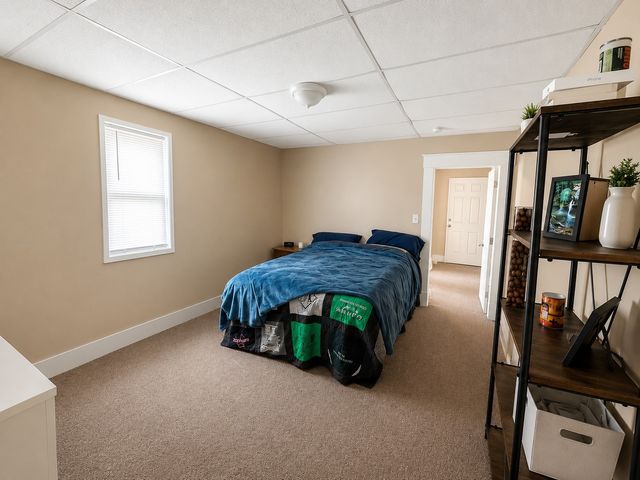 120 N Howard Street, Indianola, IA 50125