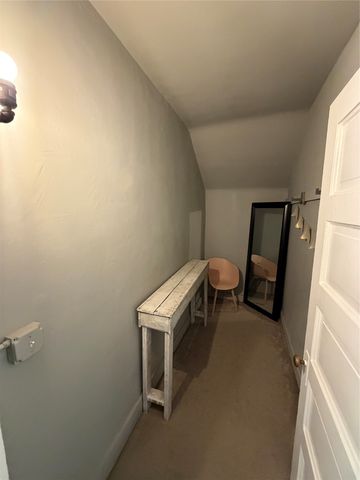 120 N Howard Street, Indianola, IA 50125
