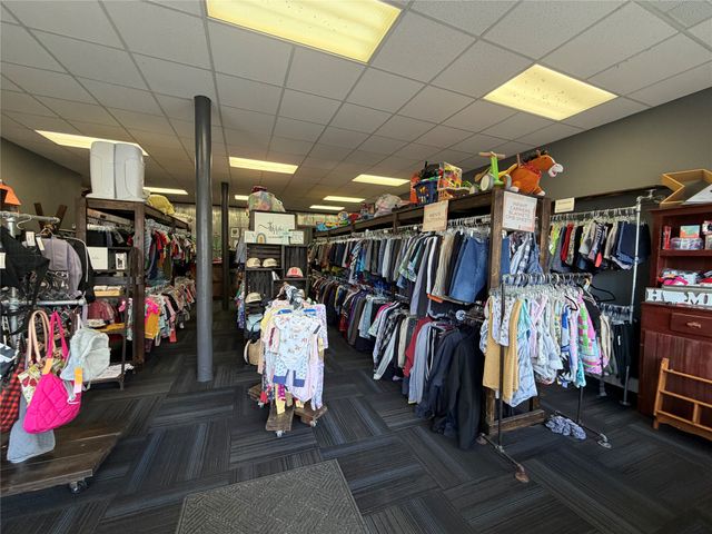 120 N Howard Street, Indianola, IA 50125