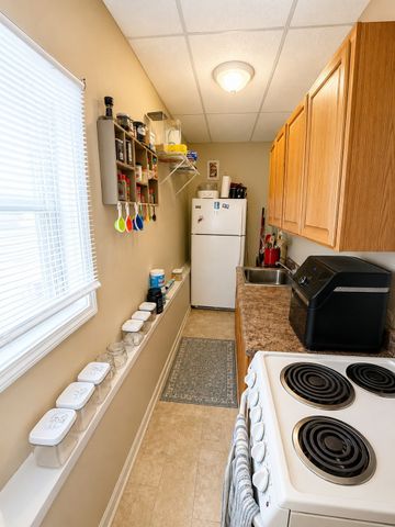 120 N Howard Street, Indianola, IA 50125