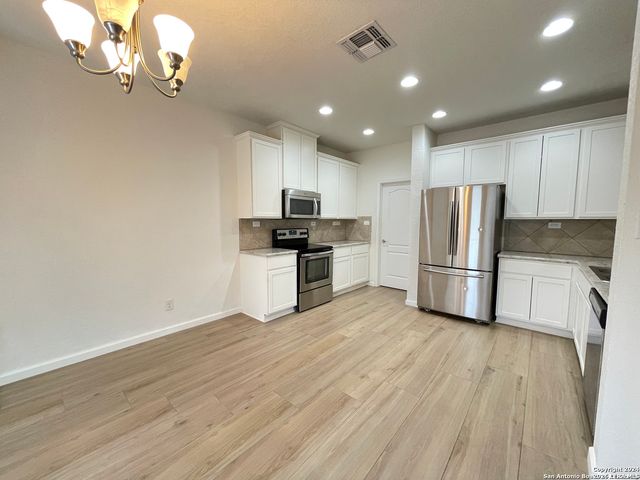 7746 Heavenly Arbor, San Antonio, TX 78254