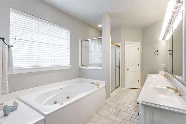 3117 Durango Way, Edmond, OK 73034