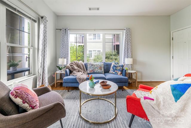 64 Clingman Avenue 207, Asheville, NC 28801