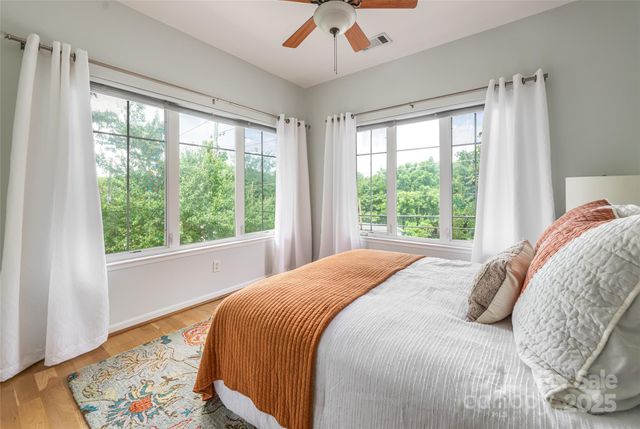 64 Clingman Avenue 207, Asheville, NC 28801