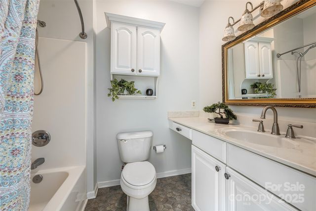 64 Clingman Avenue 207, Asheville, NC 28801