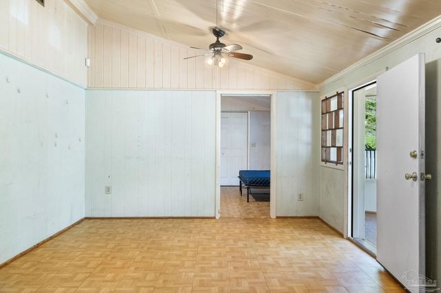 5413 Hamilton Bridge Rd, Milton, FL 32570