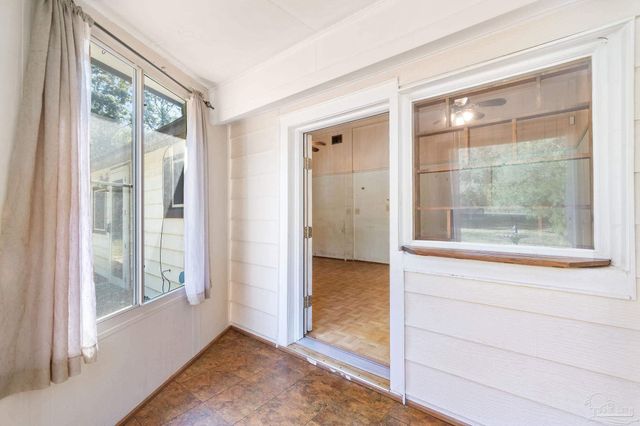 5413 Hamilton Bridge Rd, Milton, FL 32570