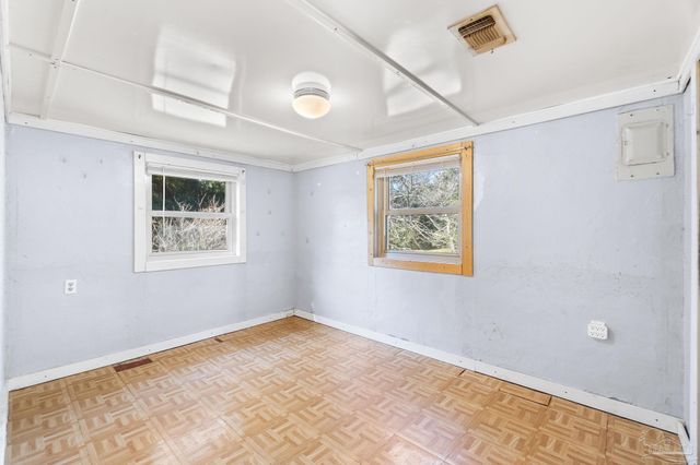 5413 Hamilton Bridge Rd, Milton, FL 32570