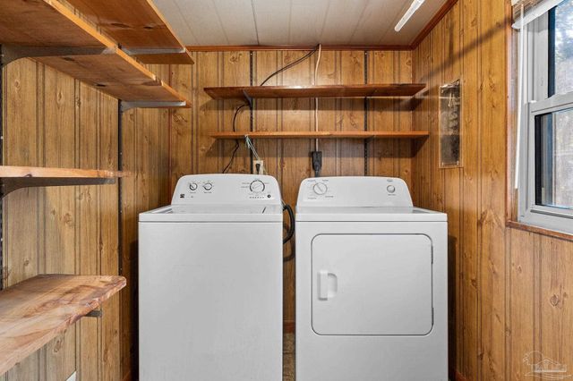 5413 Hamilton Bridge Rd, Milton, FL 32570