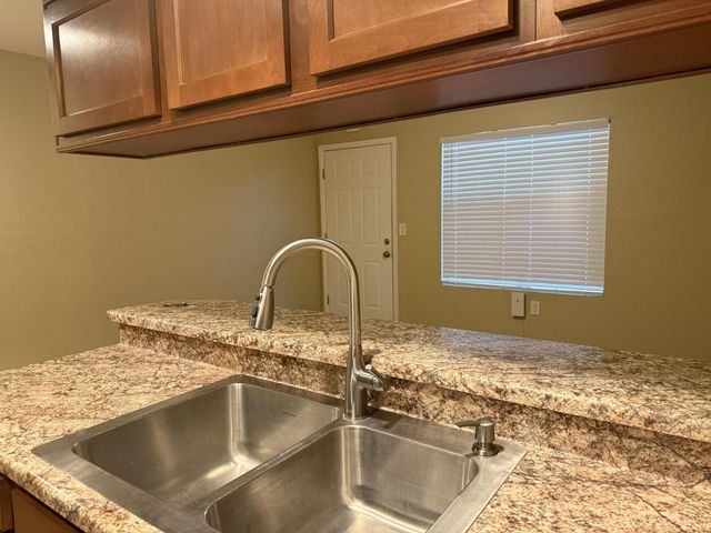 461 W Holmes Avenue Unit 150, Mesa, AZ 85210