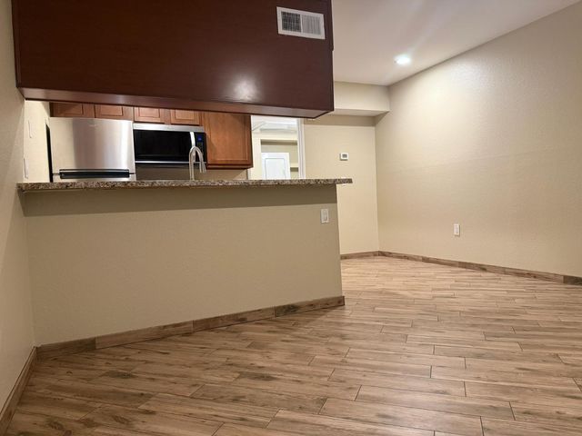 461 W Holmes Avenue Unit 150, Mesa, AZ 85210