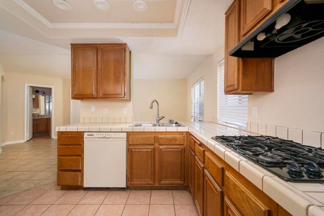 1744 Via Allena, Oceanside, CA 92056