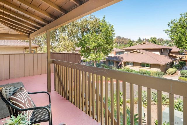 9015 Fanita Rancho Rd., Santee, CA 92071