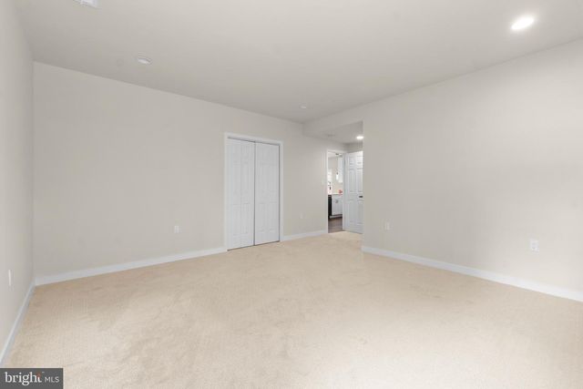 5517 WALKER MILL RD, Capitol Heights, MD 20743