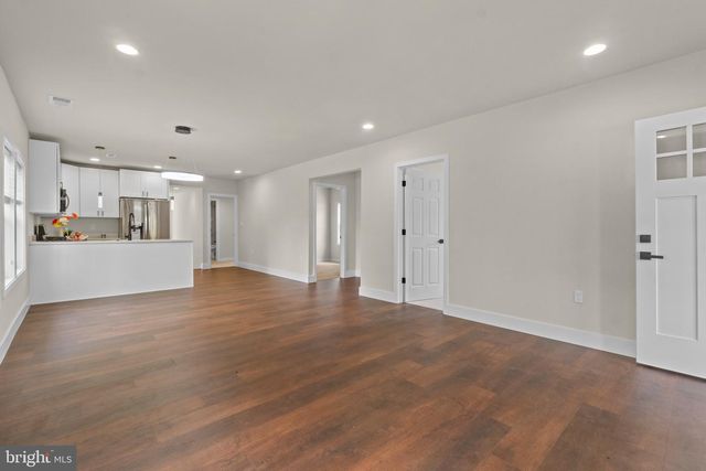 5517 WALKER MILL RD, Capitol Heights, MD 20743