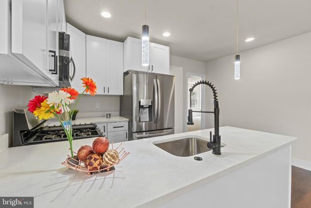 5517 WALKER MILL RD, Capitol Heights, MD 20743