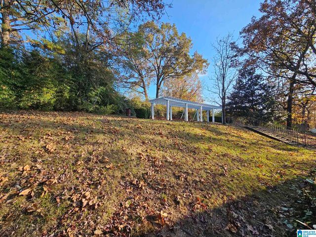 701 ROSEMARY LANE, Bessemer, AL 35022