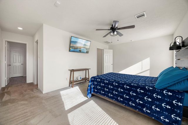 15606 Clearwater Bend Drive, Houston, TX 77044