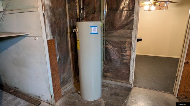 5317 N 64 Street, Omaha, NE 68104