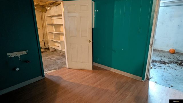 5317 N 64 Street, Omaha, NE 68104