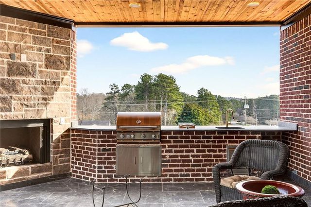 403 Thunder Road, Buford, GA 30518