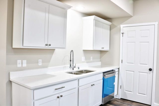 1324-1368 S Main Street, Lake Mills, WI 53551