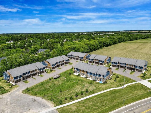 1324-1368 S Main Street, Lake Mills, WI 53551