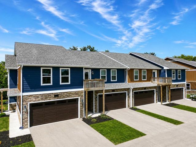 1324-1368 S Main Street, Lake Mills, WI 53551