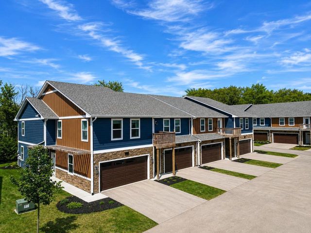 1324-1368 S Main Street, Lake Mills, WI 53551