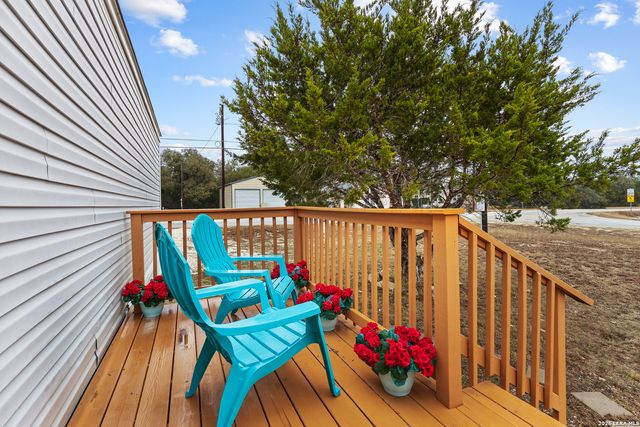 128 Private Road 1511, Bandera, TX 78003