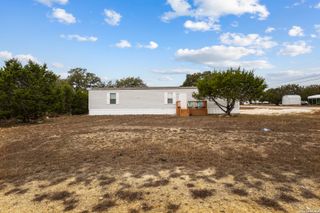 128 Private Road 1511, Bandera, TX 78003