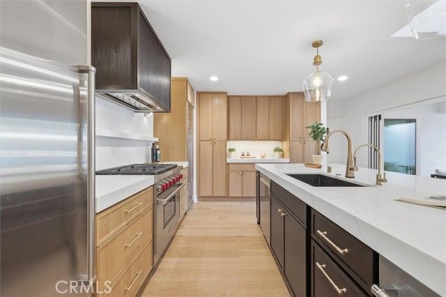 1210 Los Altos, Long Beach, CA 90815