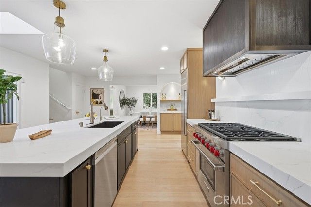 1210 Los Altos, Long Beach, CA 90815