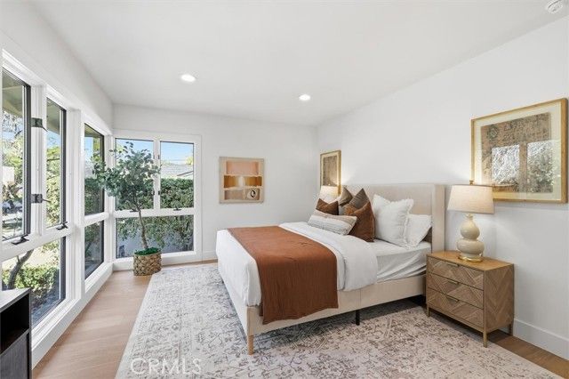 1210 Los Altos, Long Beach, CA 90815